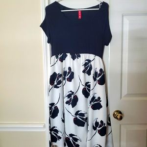 Hello Miz maternity dress size large